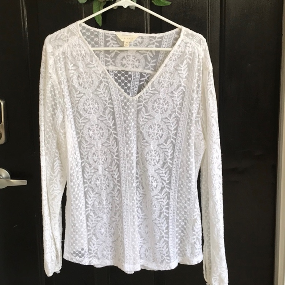 Beauty in white lace!  Size XL.  Semi sheer-sheer